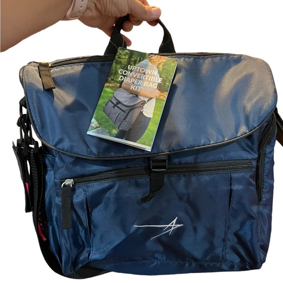 Uptown convertible diaper bag navy blue - Picture 7 of 8